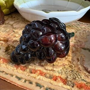 Vintage Art Glass Purple and Green Decorative Grape Cluster